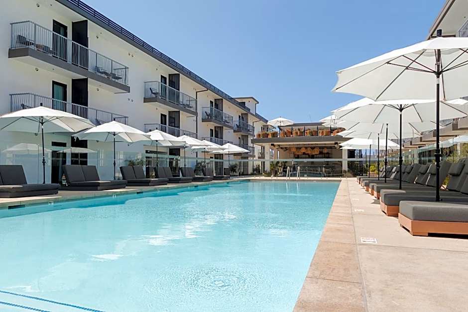 The Lum Hotel Los Angeles Stadium District