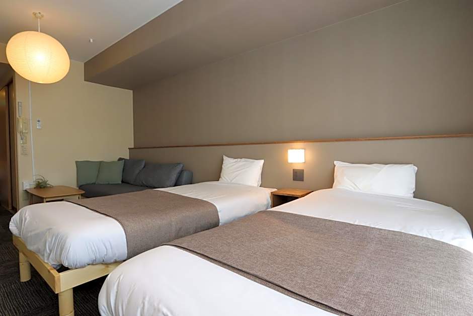 UCHI Living Stay Otaru Suitengu