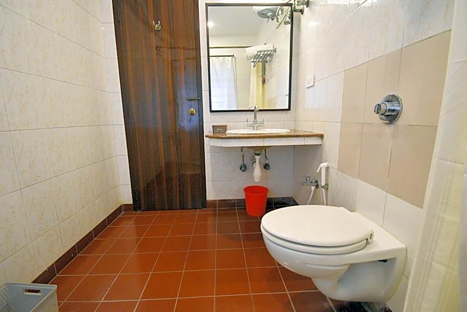 Pondicherry Executive Inn