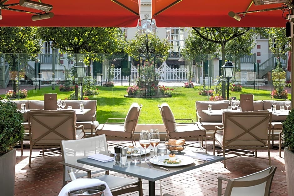 Hotel Barriere Le Normandy