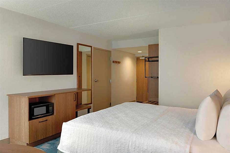 Hampton Inn By Hilton Hagerstown