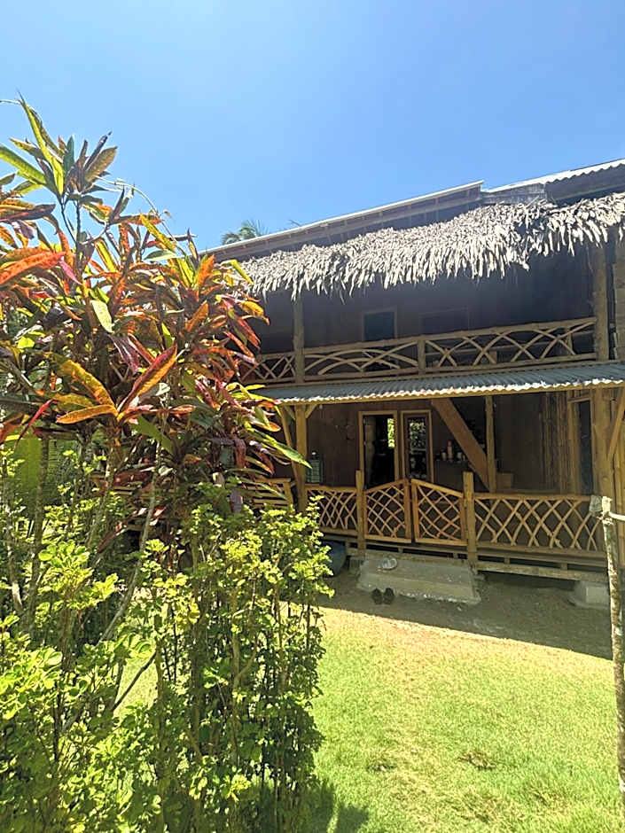 Moile Moile Surfcamp