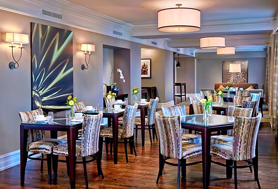 The Omni King Edward Hotel