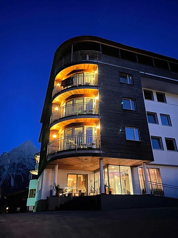 Boutique Hotel Bellevue Lermoos