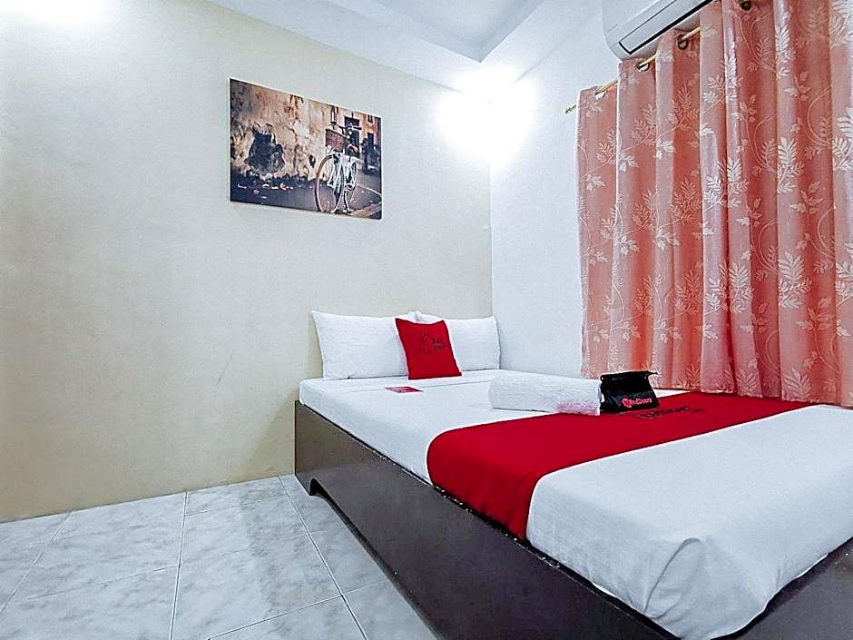 RedDoorz near Notre Dame of Dadiangas University