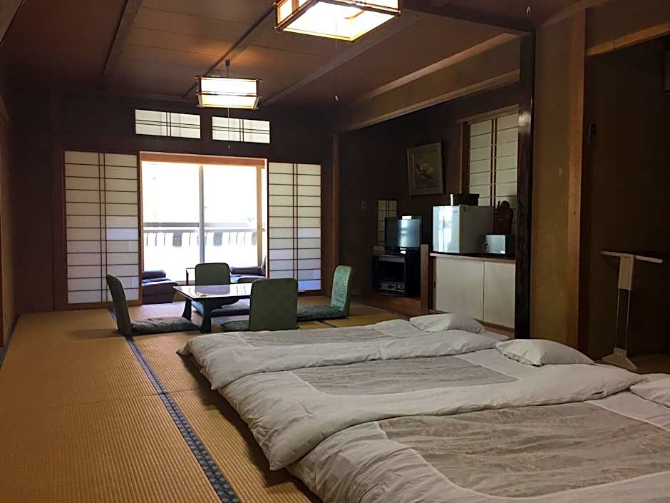 Daymaruya Ryokan