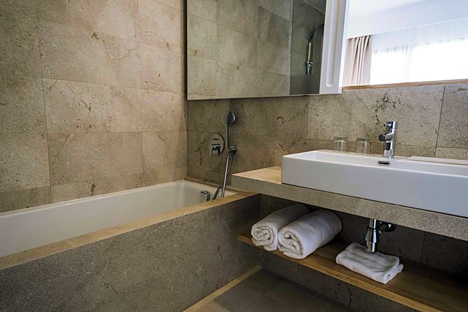 AYA Seahotel - Adults Only