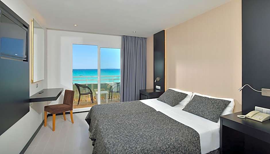 Photo 1 of 7 of Sea View