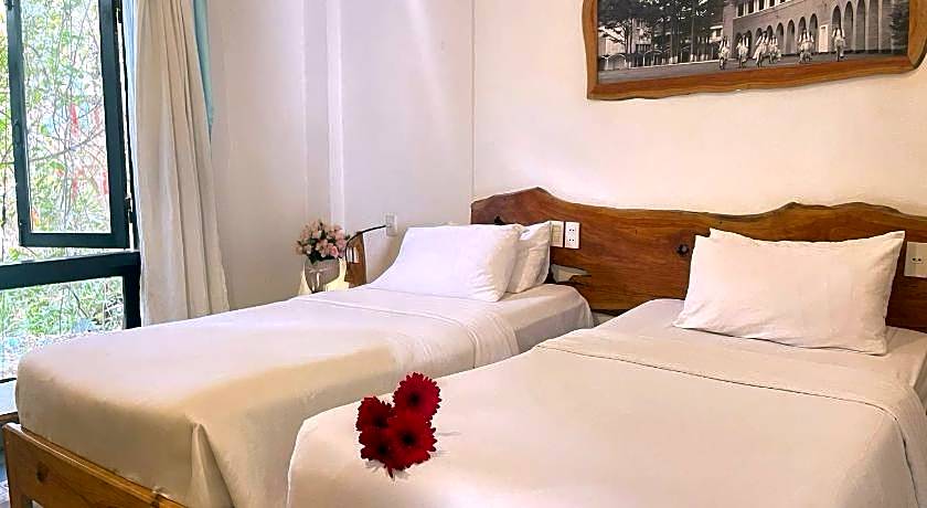 Stop and Go Boutique Hotel Since 1982