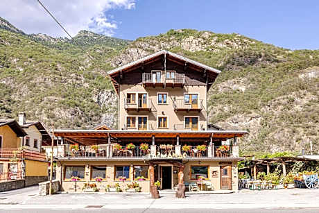 Hotel&Restaurant Armanac de Toubïe