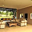 Ukutula Lion Lodge