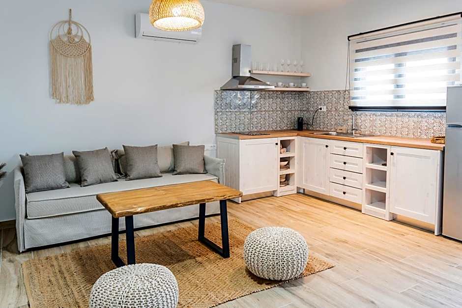 Aesthisis Sensational Accommodation