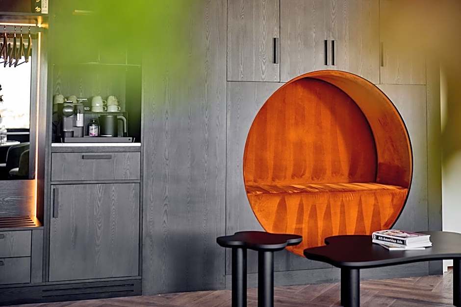 Cardo Brussels, Autograph Collection