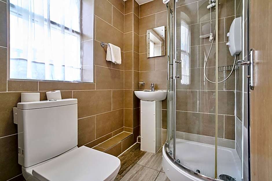 Cranbrook Hotel