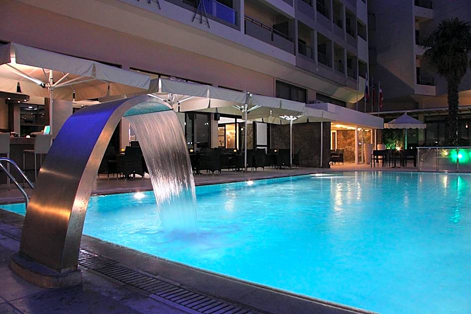 Saint Constantine Hotel