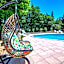 Logis Hotel Le Blason de Provence