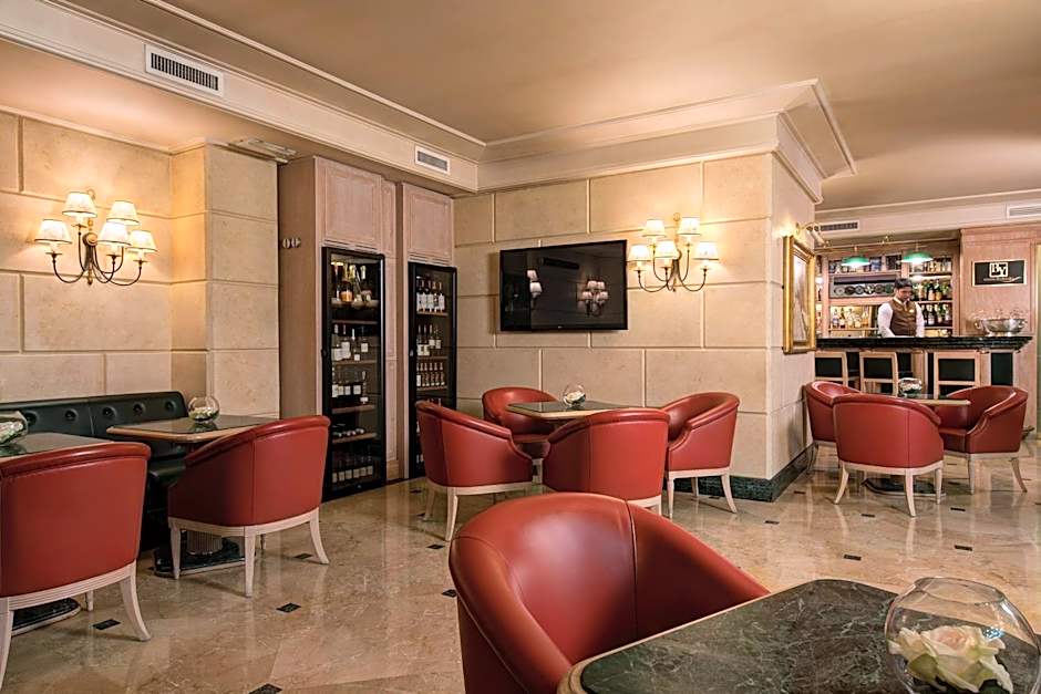 Hotel Capitol
