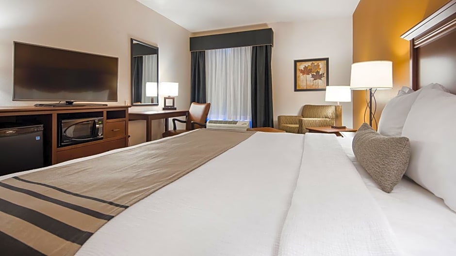 Best Western Plus Lincoln Inn & Suites