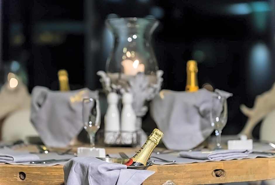 Diamond Deluxe Hotel - Adults Only