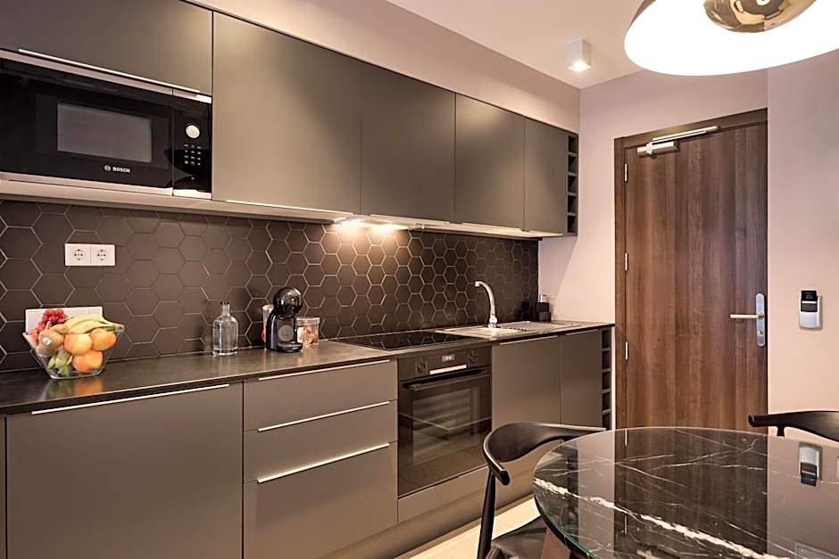 Ramirez Flats Valencia