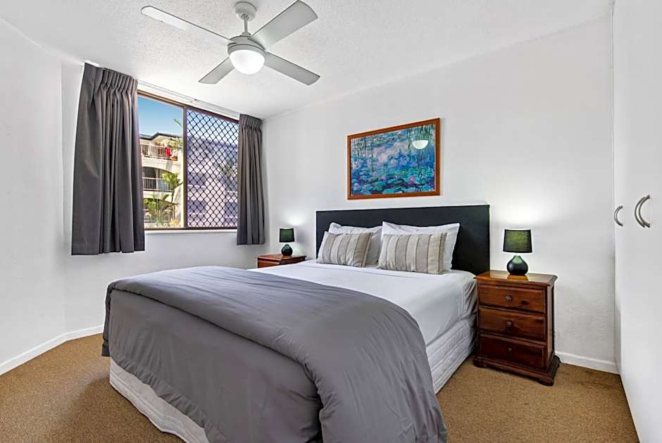 Mylos Holiday Apartments