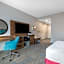 Hampton Inn By Hilton Columbus Downtown