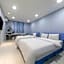 Hotel Cube