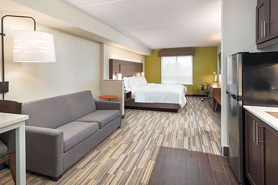 Holiday Inn Express Hotel & Suites Milton By IHG