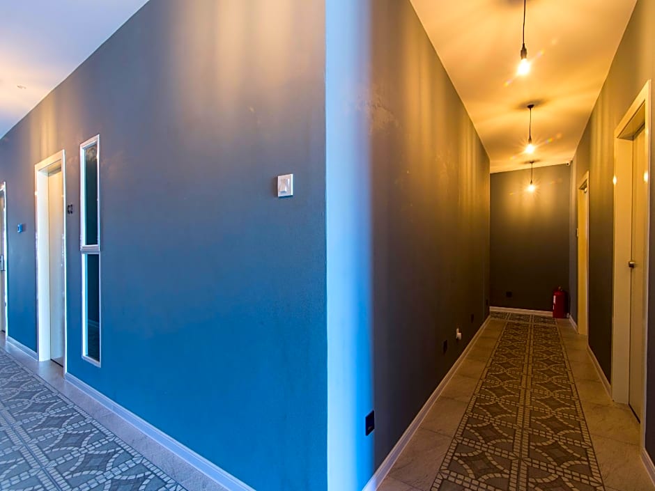 SUPER OYO 1145 Lea Guest House & Cafe