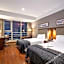 Yizhishang Hotel (Ningbo Old Bund Sanjiangkou River View Branch)