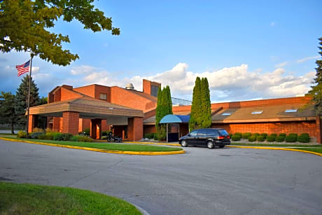 Baymont by Wyndham Manitowoc Lakefront
