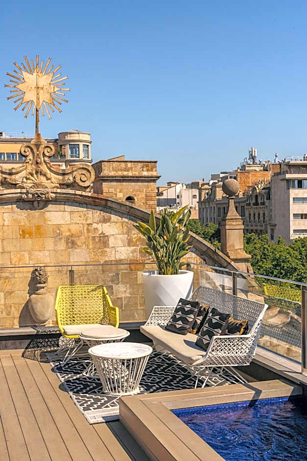 Hotel Bagues, a Small Luxury Hotel of the World