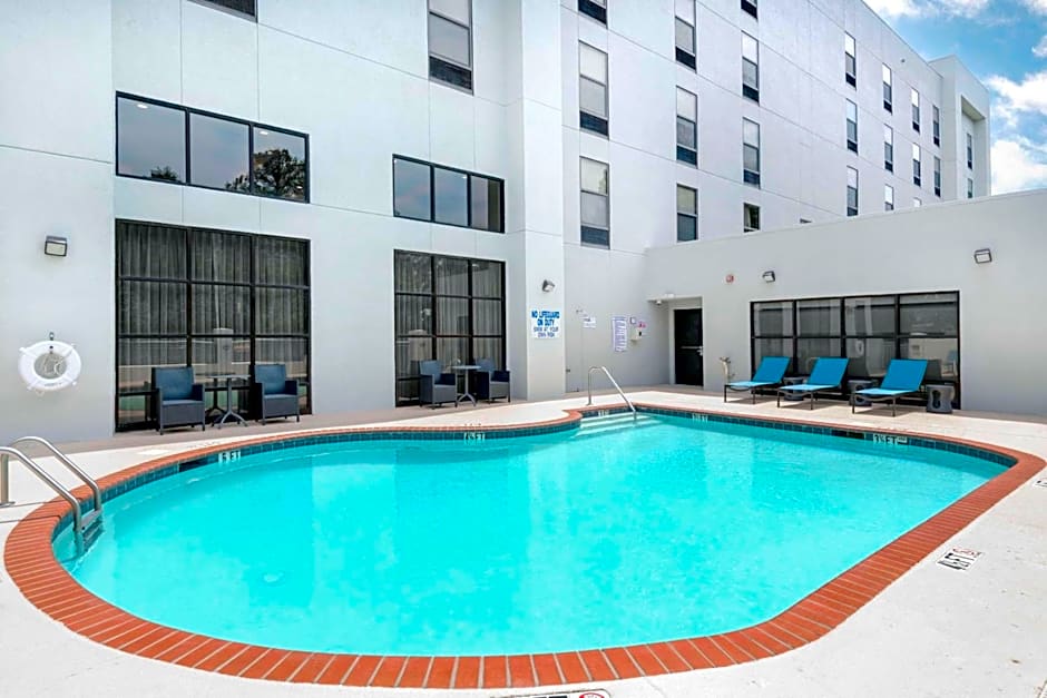 Hampton Inn By Hilton & Suites Burlington