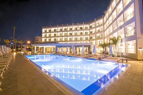 Evalena Beach Hotel