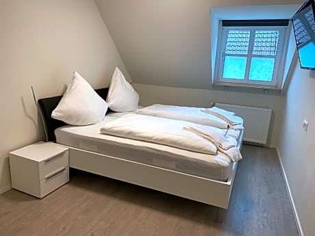 Familienzimmer-Eigenes Badezimmer