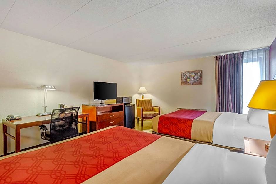 Econo Lodge Inn & Suites Brookings