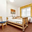 Hotel Mit-Mensch