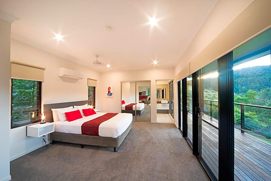 Seclude Adults Luxury Rainforest Retreat