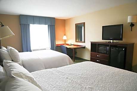 Room with Two Queen Beds - Non-Smoking