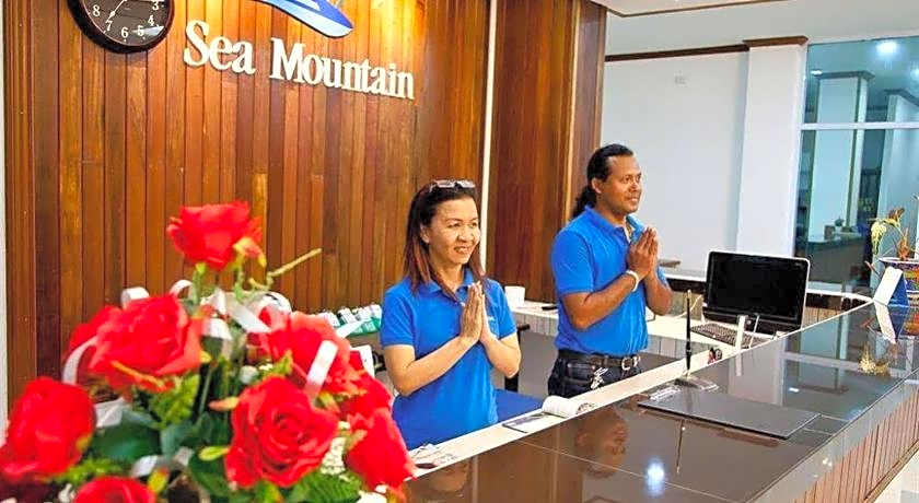 Sea Mountain Khanom Hotel