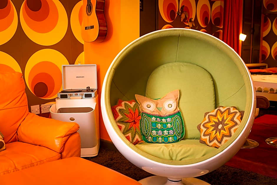 Trembling Madness Apartments