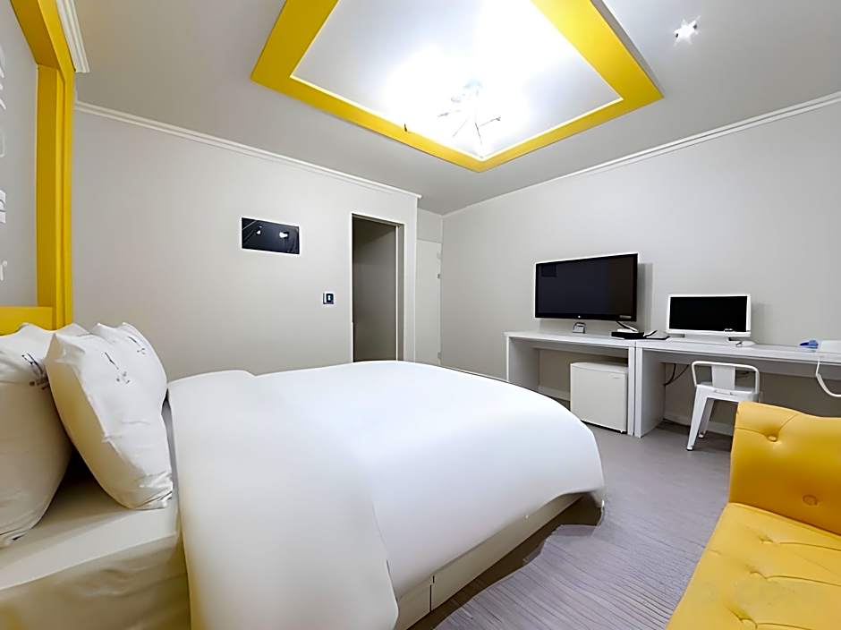 Gwangju Sangmu W Lounge Hotel