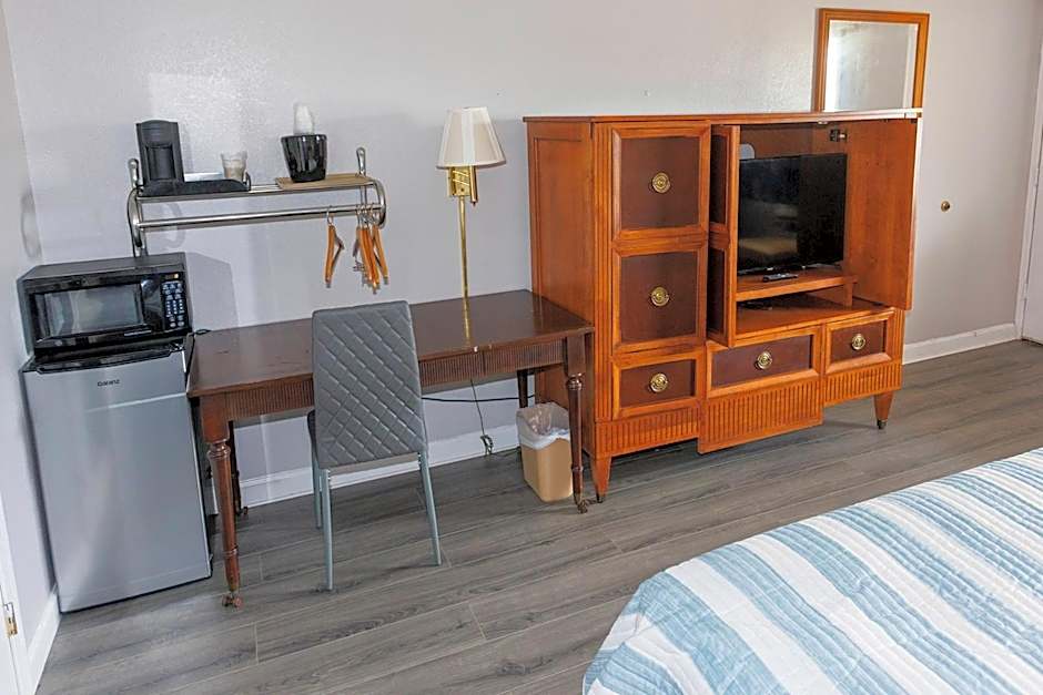 Atlantic Shores Inn and Suites