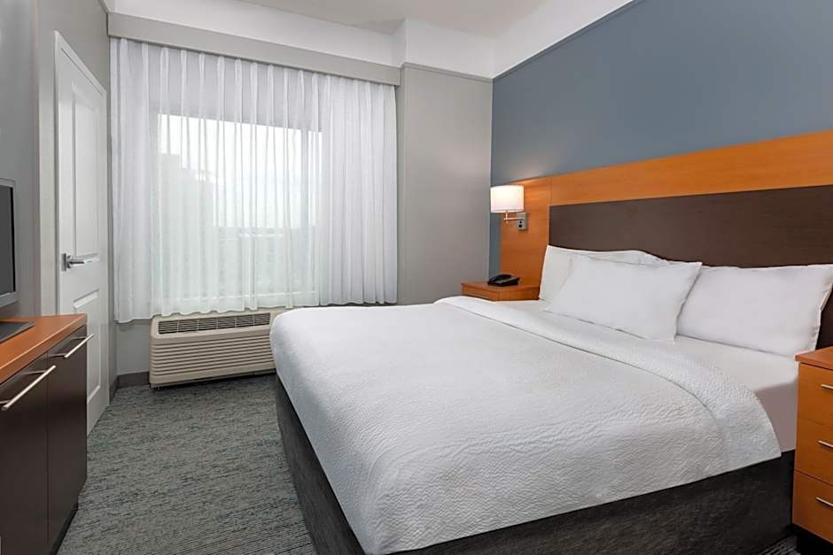 TownePlace Suites by Marriott Buffalo Airport