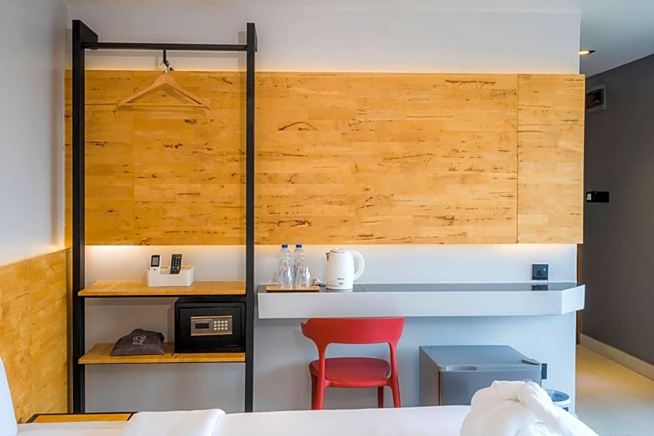 Lek Lek Samui Room X Coffee Bar