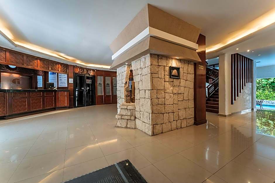 Hotel Plaza Kokai Cancún