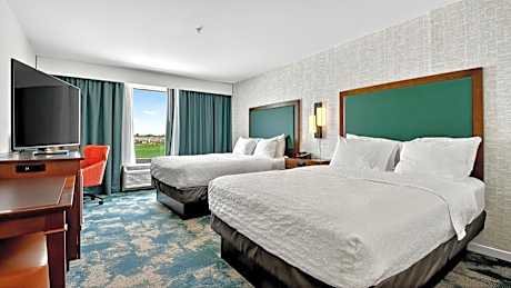 Queen Room with Two Queen Beds (4 Adults)