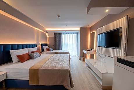 Superior Triple Room