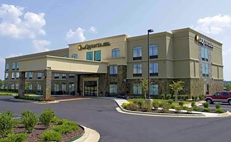 La Quinta Inn & Suites by Wyndham Horn Lake/Southaven Area