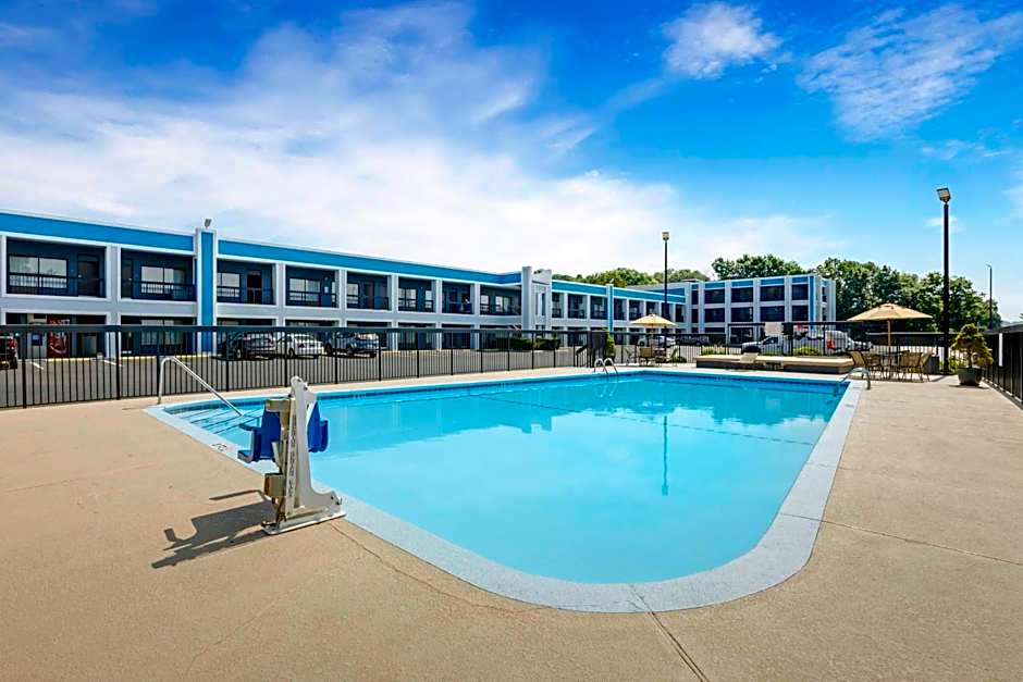 Best Western Thunderbird Motel